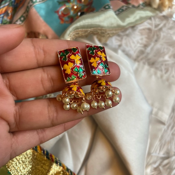 Red Jhumki - Earrings - Picture 1 of 7